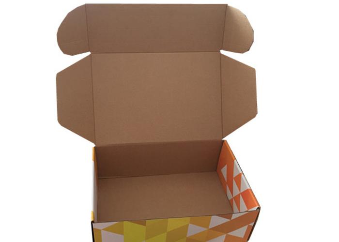 批發(fā)一次性瓦楞紙板印刷運(yùn)輸和包裝紙箱電子商務(wù)食品儲存