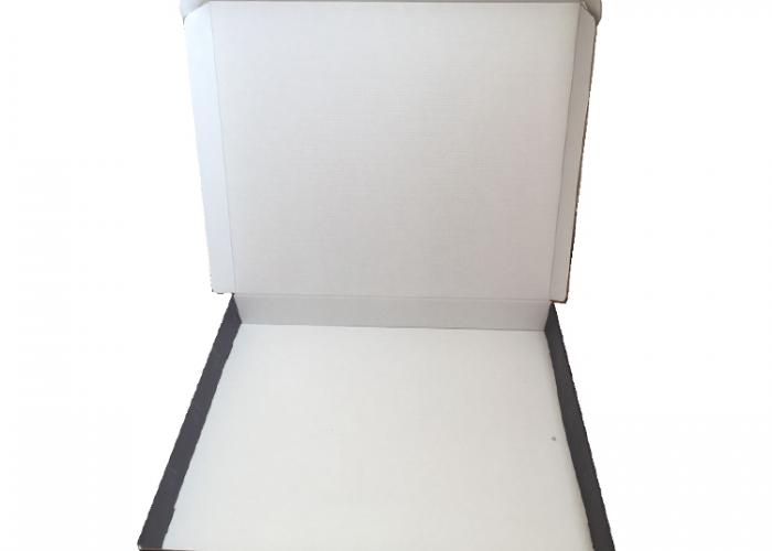 定制T恤紙包裝紙箱黑色服裝瓦楞紙箱包裝